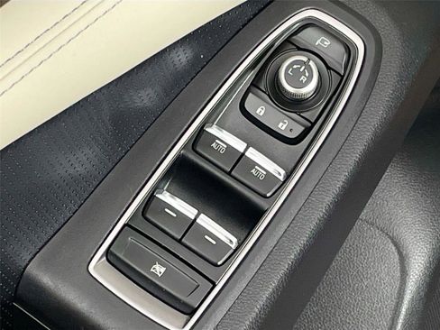 Used 2021 Subaru Ascent Touring image 20