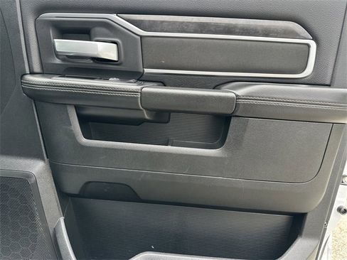 Used 2024 RAM 3500 Big Horn image 13