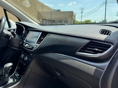 Used 2019 Buick Encore Preferred FWD image 27