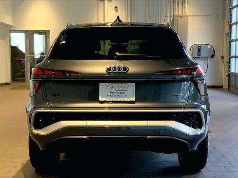 New 2026 Audi Q3 quattro 2.0T AWD/4WD image 2