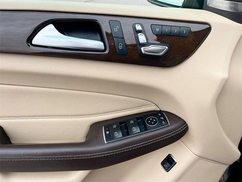 Used 2017 Mercedes-Benz GLE 350 4MATIC image 18