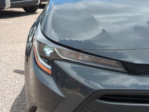 Certified 2025 Toyota Corolla LE FWD image 10