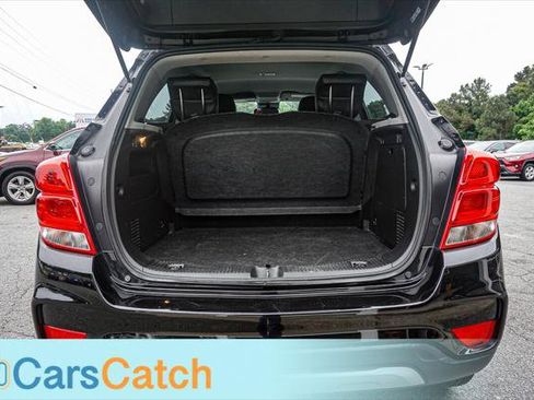 Used 2020 Chevrolet Trax LT w/ LT Convenience Package FWD image 36