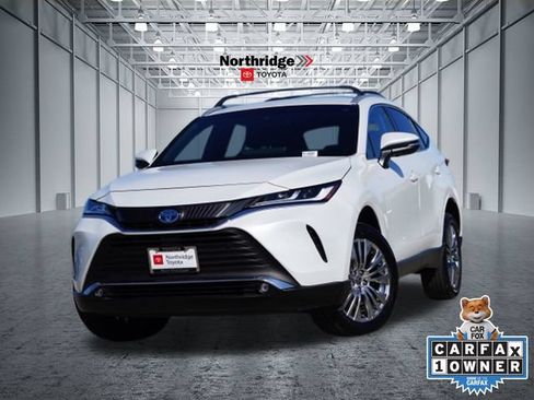 Used 2023 Toyota Venza XLE AWD/4WD image 1