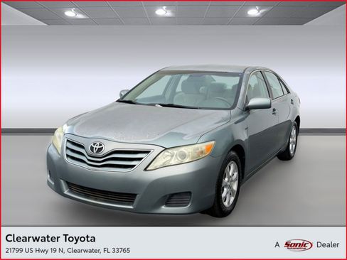 Used 2011 Toyota Camry LE w/ LE Extra-Value Pkg image 1