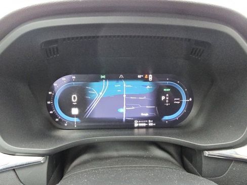 Used 2025 Volvo XC60 T8 Plus w/ Protection Package Premier image 9