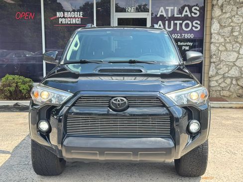 Used 2016 Toyota 4Runner Trail AWD/4WD image 2