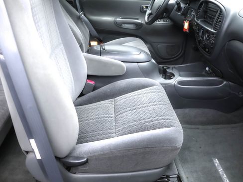 Used 2005 Toyota Tundra SR5 image 11