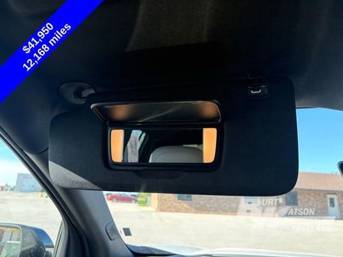 Used 2026 GMC Acadia Elevation w/ Elevation Premium Package FWD image 24