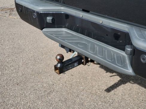 Used 2020 Nissan Frontier SV w/ Midnight Edition Floor Mats image 8