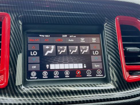 Used 2019 Dodge Challenger SXT RWD image 12