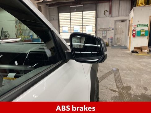 New 2026 Toyota 4Runner TRD Off-Road Premium image 9