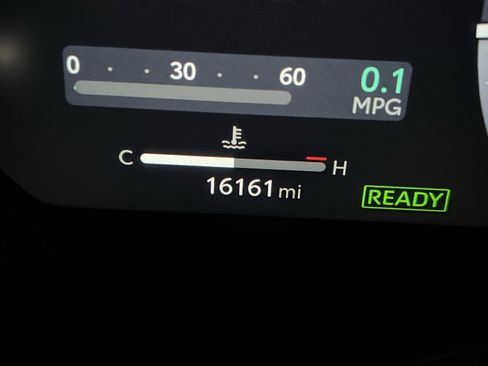 Used 2024 Toyota Land Cruiser image 16