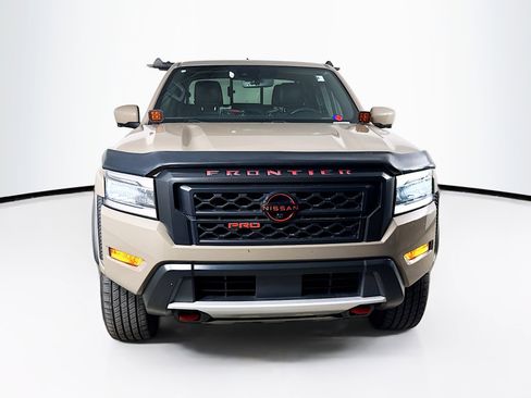 Used 2023 Nissan Frontier PRO-4X w/ Pro-4X Premium Package AWD/4WD image 3