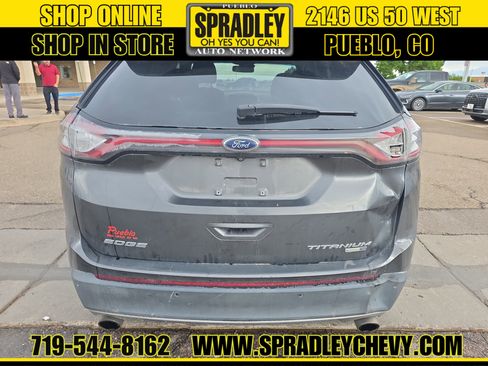 Used 2018 Ford Edge Titanium w/ Equipment Group 301A AWD/4WD image 4