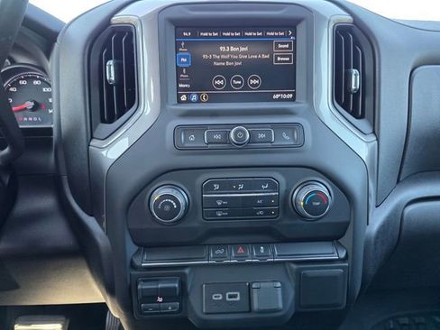 Used 2022 Chevrolet Silverado 2500 W/T w/ WT Convenience Package AWD/4WD image 25