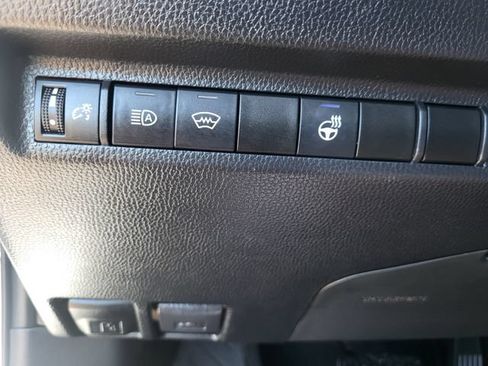 Used 2023 Toyota RAV4 XLE w/ XLE Grade Weather Package AWD/4WD image 21