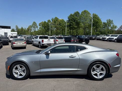 Used 2023 Chevrolet Camaro LT RWD image 2