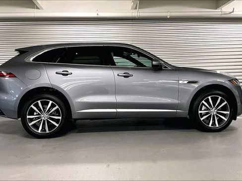 Certified 2025 Jaguar F-PACE R-Dynamic S image 14