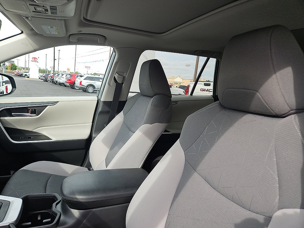 Certified 2023 Toyota RAV4 XLE w/ Convenience Package FWD image 12