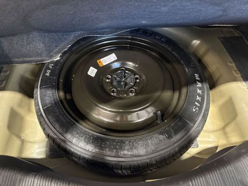 Used 2016 Ford Fusion SE image 79