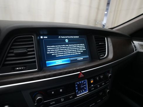 Used 2018 Genesis G80 5.0 Ultimate AWD/4WD image 6