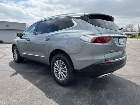 Used 2024 Buick Enclave Essence w/ LPO, Floor Liner Package FWD image 2