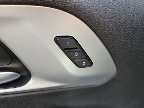 Used 2022 Chrysler Pacifica Touring-L w/ S Appearance Package image 23