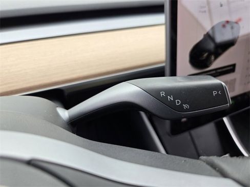 Used 2020 Tesla Model 3 image 30