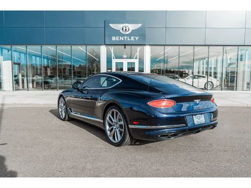 Used 2022 Bentley Continental GT V8 image 14
