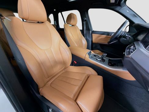 Used 2019 BMW X5 xDrive40i w/ Convenience Package image 30