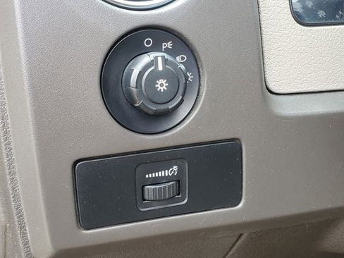 Used 2009 Ford F150 XLT AWD/4WD image 7