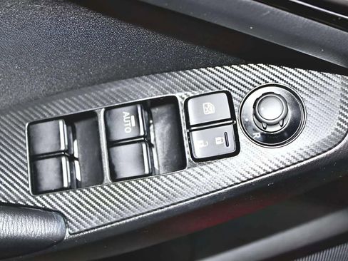 Used 2016 MAZDA MAZDA3 i Touring image 8