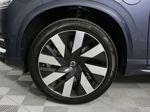 Certified 2023 Volvo XC90 T8 Ultimate w/ Protection Package Premier image 28