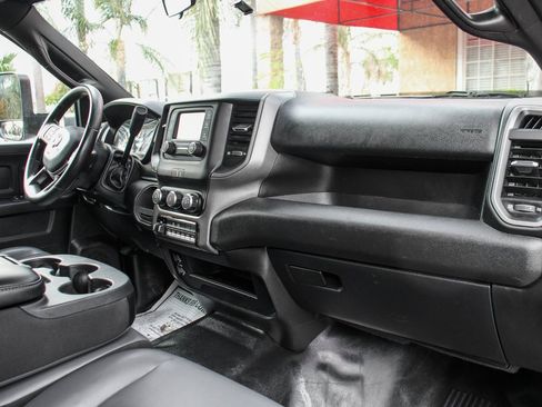 Used 2022 RAM 5500 Tradesman w/ Chrome Appearance Group image 37