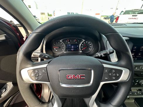 Certified 2022 GMC Terrain SLE w/ Driver Convenience Package AWD/4WD image 16