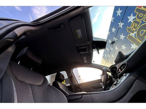 Used 2023 Hyundai Santa Fe SEL image 18