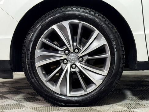 Used 2018 Acura MDX SH-AWD w/ Technology Package image 2