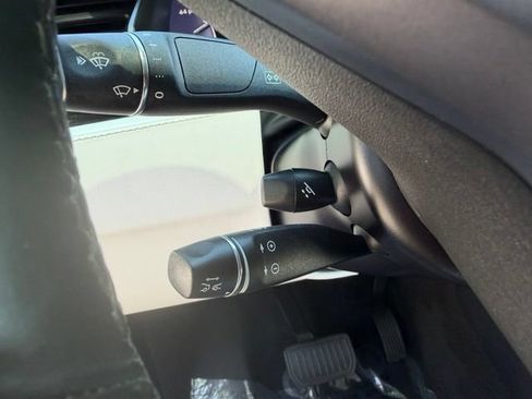 Used 2020 Tesla Model X Long Range AWD/4WD image 21