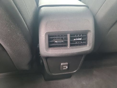 Used 2021 Chevrolet Equinox LT image 26