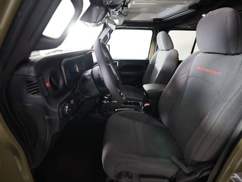 Used 2026 Jeep Wrangler Unlimited Rubicon AWD/4WD image 14