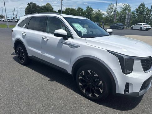Used 2026 Kia Sorento EX AWD/4WD image 12