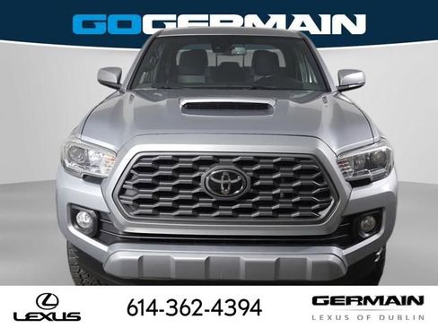 Used 2021 Toyota Tacoma TRD Sport w/ Technology Package AWD/4WD image 3