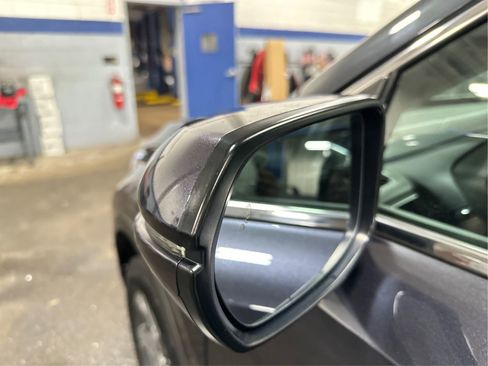 Used 2019 Honda CR-V EX image 26