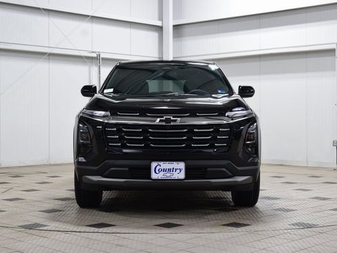 New 2026 Chevrolet Equinox LT image 2