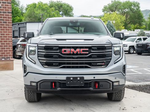 Used 2024 GMC Sierra 1500 AT4 w/ AT4 Premium Package AWD/4WD image 2