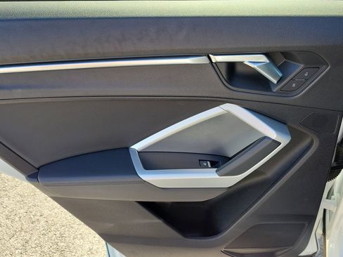 Used 2021 Audi Q3 2.0T Premium w/ Convenience Package image 12