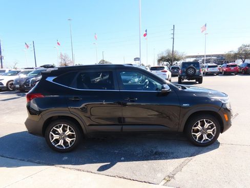 Used 2021 Kia Seltos EX image 10
