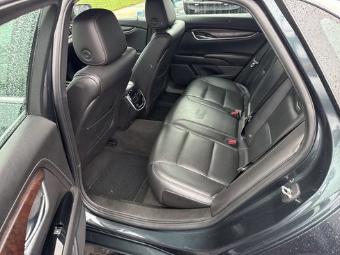 Used 2019 Cadillac XTS Luxury image 9