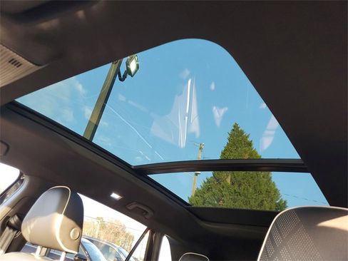 Certified 2025 Volkswagen Atlas Cross Sport SEL Premium R-Line image 19